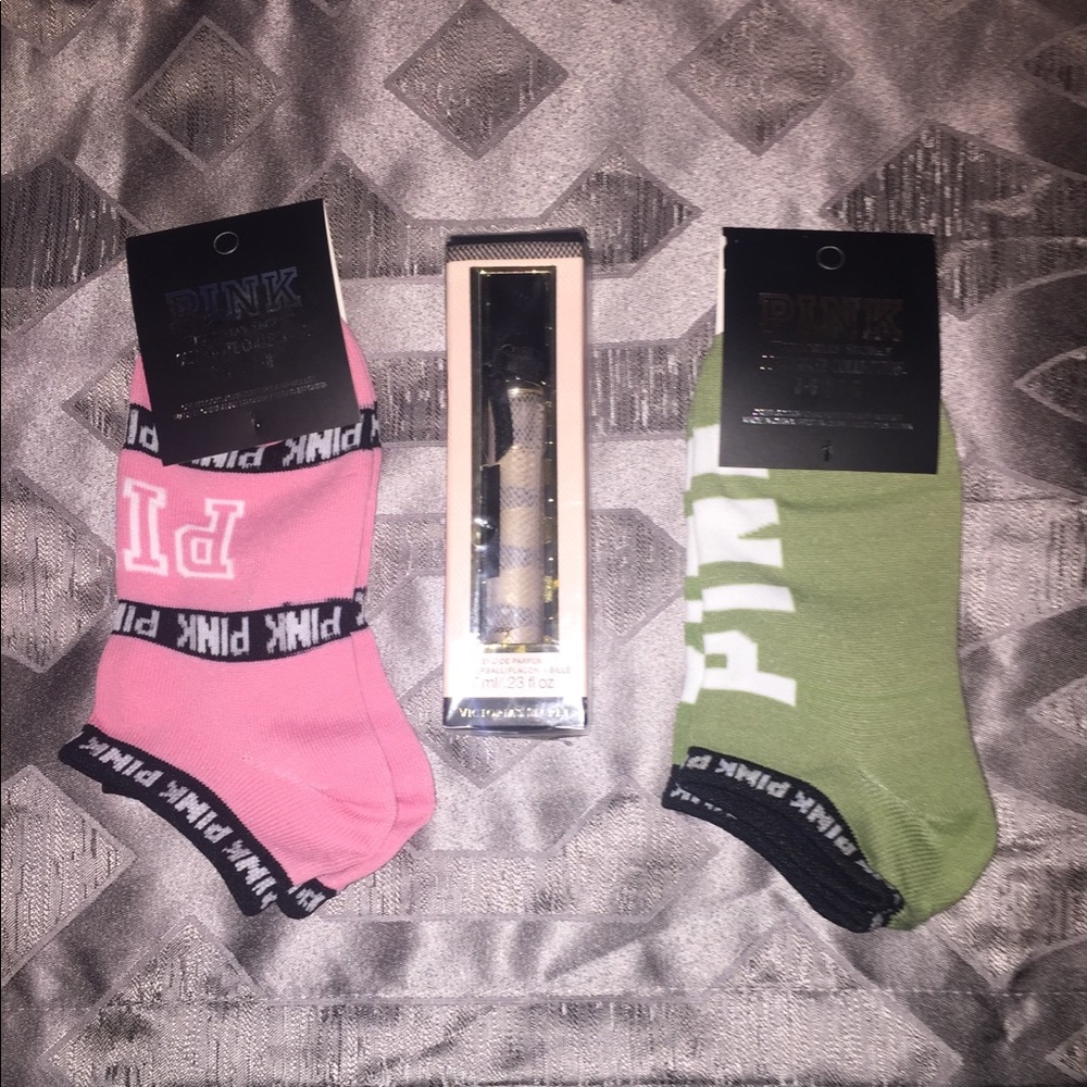 Bundle Nwt Victoria Secret Roll On & 2 PINK sock's